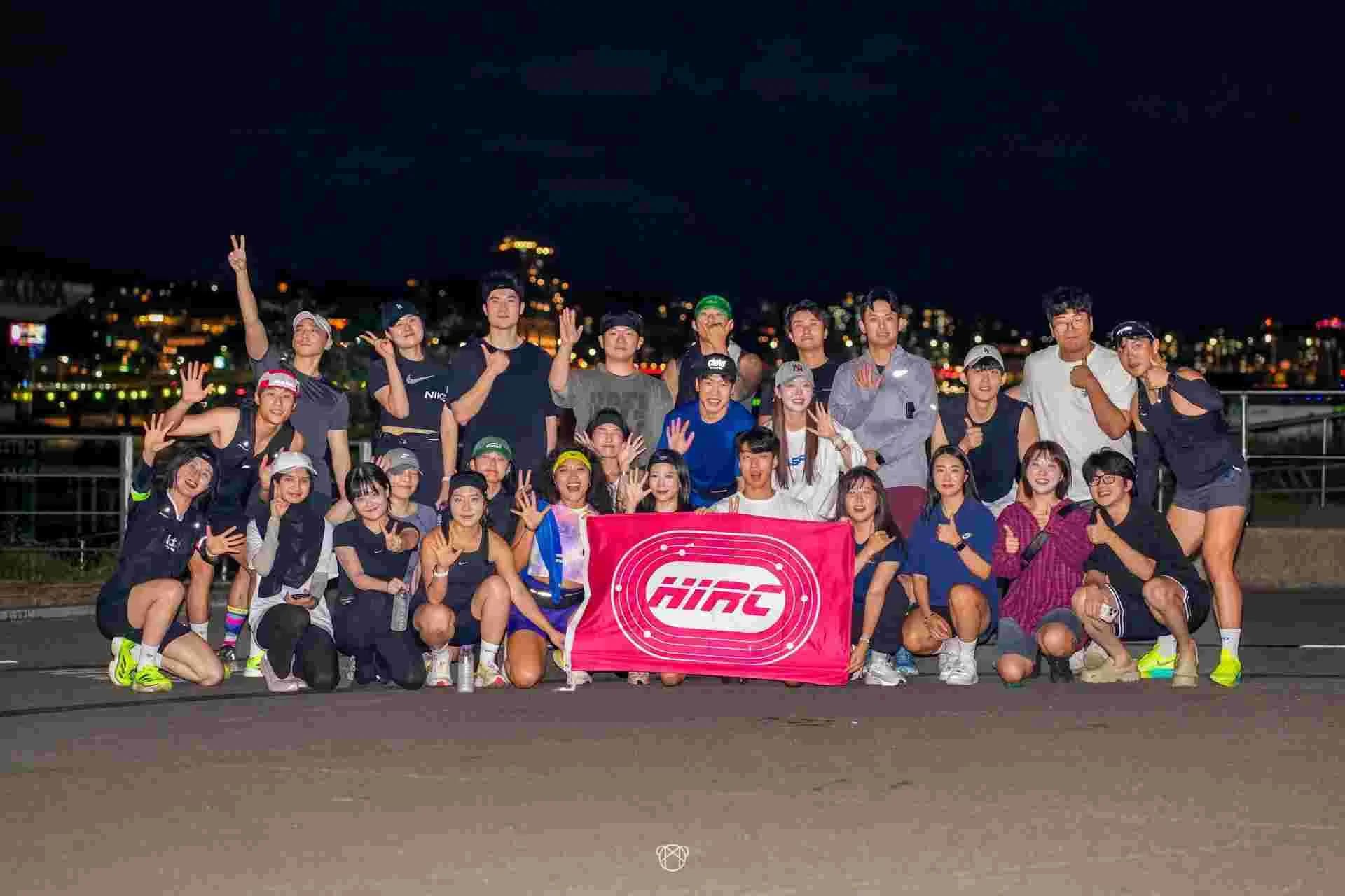 HIRC (HIT IT RUNNING CREW) HIRC (HIT IT RUNNING CREW)